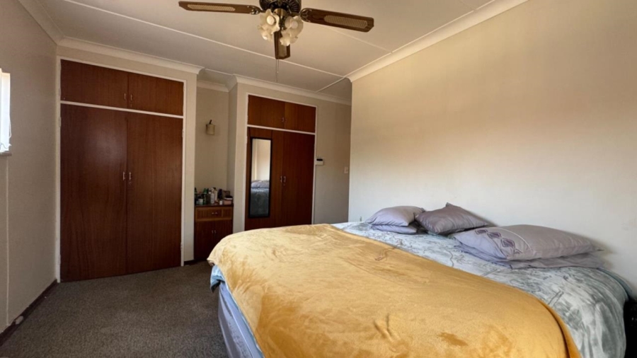 4 Bedroom Property for Sale in Monument Heights Northern Cape